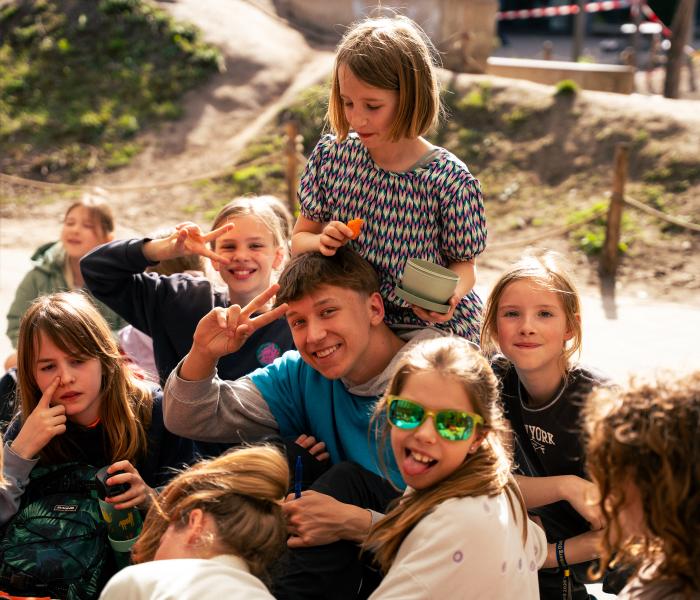 Monitor met kinderen