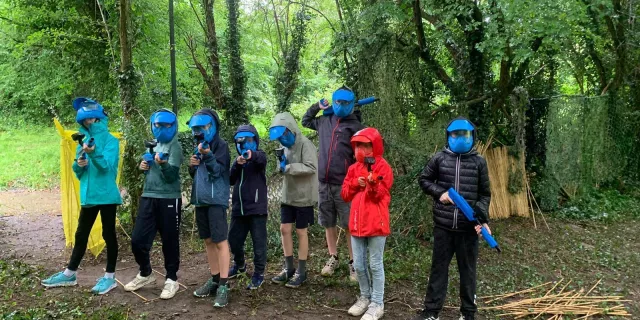 Paintbal in bos